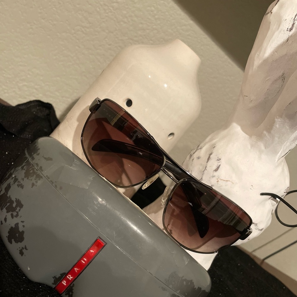 Authentic Prada GUC glasses 👓  🤓